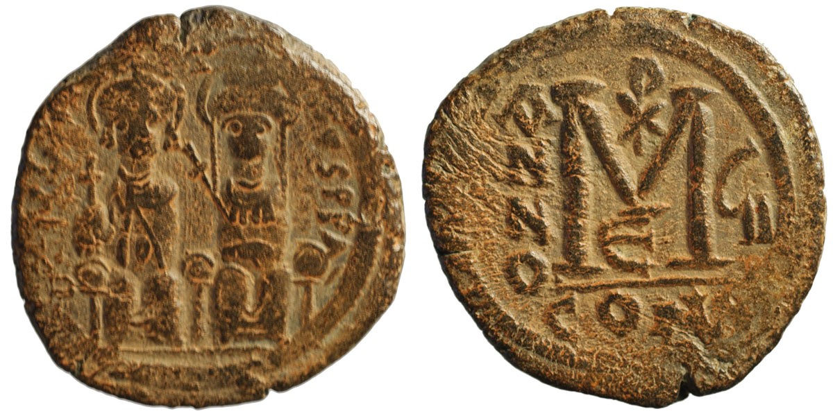 Justin II with Sophia; AE Follis, Constantinople