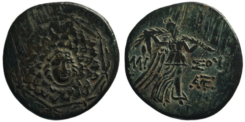 Pontos, Amisos; aegis with gorgoneion/Nike