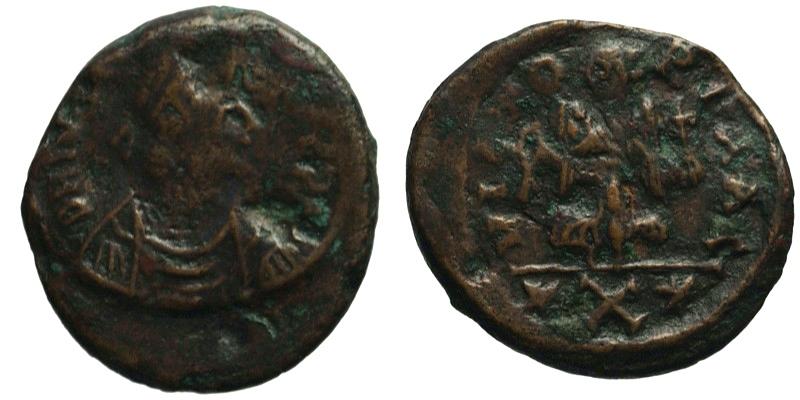 Justinian I; AE Dekanummium, Carthage; Victory facing