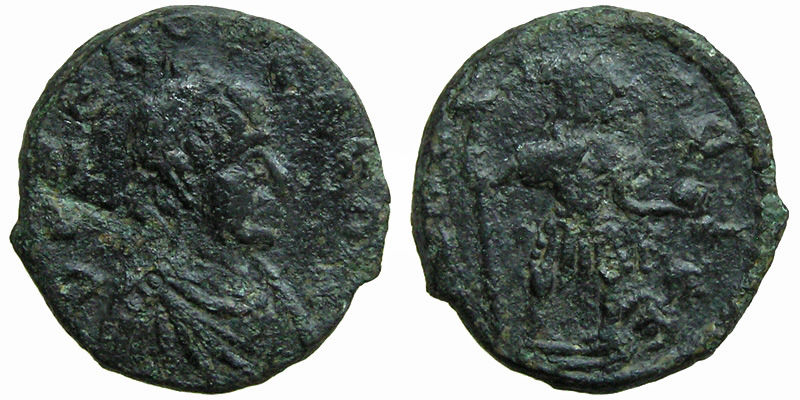 Zeno; AE2 Constantinople/Cherson; emperor with captive