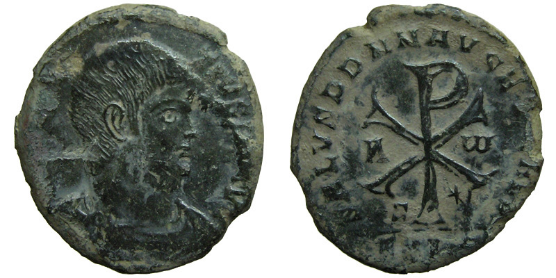 Magnentius; AE Double Maiorina reduced, Lugdunum; Chi-Rho